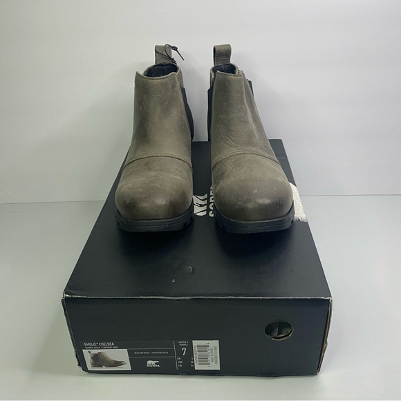 Sorel Emelie Chelsea NEW IN BOX Waterproof Boots Brown grey mushroom size 7 - Picture 7 of 11
